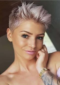 Super Short Hair, Edgy Short Hair, Short Pixie Cut, Hair Images, Short Blonde, Short Hair Haircuts, Short Hair Styles Pixie, Pixie Hairstyles