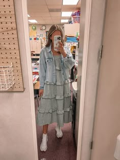 London Teacher Outfits, Cute Teacher Outfits Elementary Summer, Cute Teacher Dresses, Cute Elementary Teacher Outfits, Teaching Outfits Fall, Fall Teaching Outfits, Fall Teacher Outfits 2022, Student Teaching Outfits Elementary, Teacher Outfit Summer