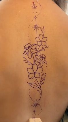 Tiger Lily Back Tattoo, Tattoo On Back For Women, Lily Spine Tattoo, Red Spine Tattoos For Women, Simple Linework Tattoos, Spine Tattoo Quotes, Red Dragon Tattoo, Face Tattoos For Women, Spine Tattoos For Women