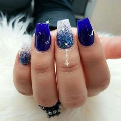 Nails Ombre Blue, 2016 Nails, Glittery Nails, Nails Ombre, Different Nail Designs, Ombre Acrylic Nails, Nail Art Trends, Best Nail Art Designs, Nail Styles