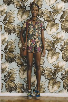 pattern. The Blacker The Berry, Print Mixing, Tropical Prints, Afrikaanse Mode, Estilo Hippie, Stella Jean, African Inspired Fashion, A Wallpaper