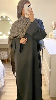 #hijabi #modest #pashmina #clean Outfit Voile, Hijab Ideas, Pashmina Style, Muslimah Style