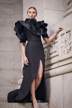 #Ruffled #Dresses #Elegant #Classy #Glamoured #Fancy #Long #Short Organza Gowns, Ellie Saab, Fashion Design Patterns, Printed Gowns, Future Wardrobe, Photography Lessons, Black Wedding Dresses, Gowns With Sleeves, Couture Gowns