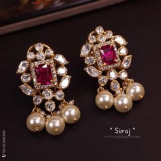 #silvermoissanitejewelry #semipreciousjewellery #polkijewellery #weddingjewellery #bridaljewellery #moissanitepolki #statementjewellery #tikka #headjewellery #diamondpolkijewellery #indianjewelleryonline #moissanitepolkijewellery #indianweddingjewellery #bridejewelry #traveljewelry #destinationweddingjewellery #paldzigns #onlinejewellerystore #onlinejewellery #polkijewelry #weddingjewelry #jadaujewelry #jewellerydesigner #jewellerydesign #studs #studsearrings Stone Earrings Gold Indian, Mozonite Jewelry, Polki Jewellery Jaipur, Kolhapuri Jewellery, Earrings Gold Indian, Emerald Bangles, Antique Wedding Jewelry, Desi Jewellery, Stone Earrings Gold