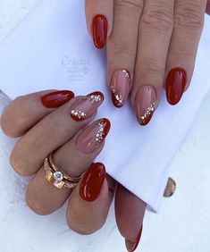 Red And Gold Gel Nails Designs, Bridal Red Nails Wedding, Nail Art Design For Bride, Red Classy Nails, Types Of Nails Shapes, Gold Gel Nails, Glitter French Nails, Bridal Nails Designs, Brown Acrylic Nails