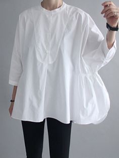 Perfect White Shirt, Half Sleeve Blouse, Black And White Blouse, Moda Vintage, White Shirts, Blouse Styles, Comfy Outfits, Cotton Style, Black Blouse