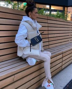 Daisy Wolanski, Winter Fashion Outfits Casual, Smart Casual Outfit, Causual Outfits, روتين العناية بالبشرة, Sporty Outfits, Autumn Outfit, Fall Fashion Outfits