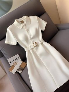 Korean Appartement, Corporate Attire, Trendy Fashion Outfits, Modest Fashion Outfits, Chic Dress, Gorgeous Dresses, Modest Fashion, Classy Outfits, Beautiful Outfits