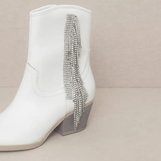 The rhinestone fringe cowboy boot was made for a night out on the town. Heel Height: 2.25" White Rhinestone Boots, Fringe Cowboy Boots, Fringe Ankle Boots, Rhinestone Fringe, Western Style Outfits, Zipper Heels, Fringe Boots, Cowboy Style, Inspiring Women