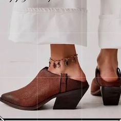 Brand New Without Box Women’s Size Eu37 Chic Brown Pointed Toe Mules, Chic Brown Mules For Fall, Trendy Brown Closed Toe Heels, Brown High Heel Mules For Fall, Trendy Brown Mules With Flat Heel, Trendy Brown Flat Heel Heels, Trendy Brown Flat Heels, Chic Brown Slip-on Mules, Chic Brown Mules With Block Heel