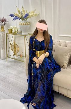 Muslimah Fashion Casual, Head Scarf Styles, Fancy Dresses Long, Bear Outfits, Afghan Dresses, Instagram Feed Inspiration, Arab Fashion, Easy Braids, Aesthetic Women