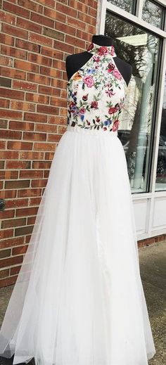 White Prom Dress Long, High Neck Prom Dress, White Prom, Gorgeous Prom Dresses, Floral Prom Dresses, Dress With Embroidery, Prom Dresses 2020, Prom Dresses 2019, White Prom Dress