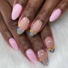 Cute Short Round Acrylic Nails, Cute Short Round Nail Designs, Gelx Apres Nail Designs Almond, Summer Nails Coffin Medium, Short Almond Nails Summer Colors, Gelx Apres Nails Short, Short Almond Nails Designs Summer, Nail Designs On Black Women, Gelx Apres Nail Designs