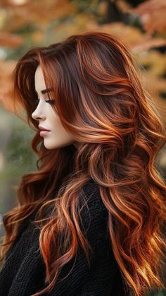 Brown And Red Highlights Brunettes, Copper Hair With Rose Gold Highlights, Long Layered Red Hair Styles, Fall Hair Copper Brown, Long Hair Fall Color, Red Copper Hair With Highlights, Fall Hair Colors Ideas, Hair Color Ideas Copper Caramel, Red Hair Dimensional Highlights