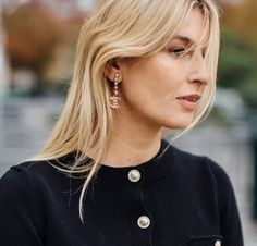 30 Inspiring French Women to Follow on Instagram French Girl Street Style, Camille Charriere Style, Camille Charriere, Paris Street Style Spring, Street Style Spring, French Girl Style, Paris Fashion Week Street Style, French Girls, Follow On Instagram