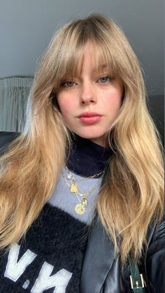 Best Haircut Round Face Fine Hair, Lauren Degraaf, Cut My Hair, Hair Inspo Color, Grunge Hair, 가을 패션, Aesthetic Hair