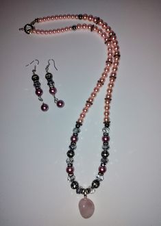 pink stone necklace with earrings