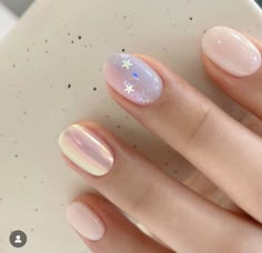 Easy Gel Nails, Gelish Nail Colours, Gold Glitter Nails, Cute Nails For Fall, Edgy Nails, Gelish Nails, Smink Inspiration, Pretty Nail Art Designs, Pastel Nails