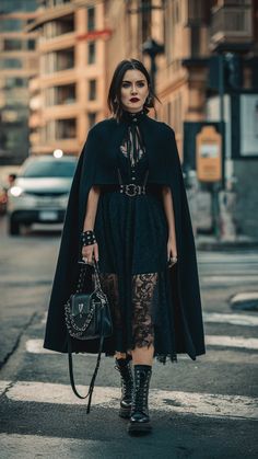 Goth Fall Outfits, Edgy Fashion Chic, Grunge Chic, Fall Ootd, Witch Fashion, Looks Black, Alt Fashion, Ootd Style