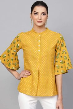 Short Kurti Designs, Cotton Short Tops, Cotton Tops Designs, Indian Tops, Colors Of Summer, Short Kurti, Cotton Kurti Designs, Blouse Pattern Sewing