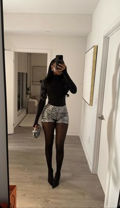 Fur Skirt Outfit Black Women, Mini Shorts Outfit Winter, Short Tights Outfit, Jenee Naylor Outfit, Winter Miami Outfit, Leather Jacket Mini Skirt Outfit, Winter In Miami Outfits, Faceovermatter Outfits, Skirt Winter Outfit Tights