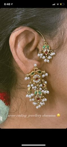 Indian Traditional Jumkas, Antique Earrings Gold Indian, Rajputi Jwellery Designs Gold, Indian Golden Jewelry, Rajputi Earrings, Gold Earrings Aesthetic Indian, Bride Jwellary, Koppu Designs Gold, Rajputi Earrings Design Gold