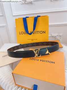 Louis Vuitton Pretty LV 30MM Reversible Monogram Canvas Black Leather Belt Lui Viton, Louis Vuitton Belt, Black Leather Belt, Lv Belt, Monogram Canvas, Leather Belt, Belts, Black Leather, Louis Vuitton