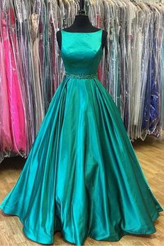 Senior Prom Dresses, Plus Size Formal, Red Lehenga, Plus Size Formal Dresses, Prom Dresses Modest, Prom Dresses Vintage