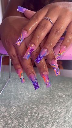 Ongles Bling Bling, Unghie Sfumate, Long Acrylic Nail Designs, Colored Acrylic Nails, Cute Acrylic Nail Designs, Dope Nail Designs, Long Acrylic Nails Coffin, Nail Arts, Long Square Acrylic Nails
