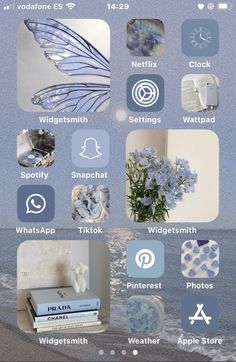 an iphone screen with many different things on it