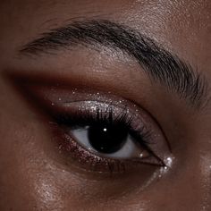 Brown Shade Makeup Look, Brown Eyeshadow Aesthetic, Brown And Silver Makeup, Going Out Makeup For Brown Eyes, Night Makeup Looks Brown Eyes, Semi Formal Makeup Looks, Dirty Makeup Look, Prom Makeup Brown Eyes, Clubbing Makeup Looks