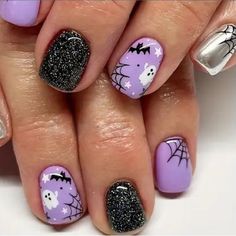 Gel Polish Real Nails, Halloween Nails Gel Simple, Nail Designs Halloween Fall Short, Lavender Fall Nails, Halloween Nails Cute Simple, Fall Gel Polish Nails, Halloween Kid Nails, Lavender Halloween Nails, Purple And Black Halloween Nails Designs