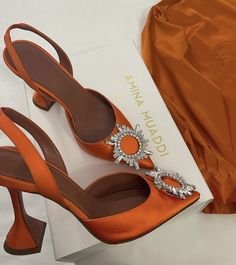 Elegant Shoes Heels, Fancy Heels, Feminine Shoes, Dr Shoes, Shoes Heels Classy, Orange Shoes, Fancy Shoes, Peregrine, Girly Shoes