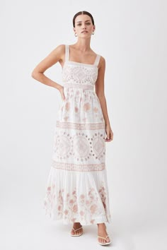 Floral & Geo Embroidered Woven Midaxi | Karen Millen Apple Shape Outfits, Latest Maxi Dresses, Apple Body Shapes, Maxi Dress Collection, Pointelle Sweater, Flattering Dresses, Tres Chic, Spring Looks, Dress Inspo