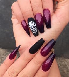 Ongles Goth, Nail Art Halloween, Witch Nails, Halloween Acrylic Nails, Ombre Acrylic Nails, Goth Nails, Ombre Nail Designs