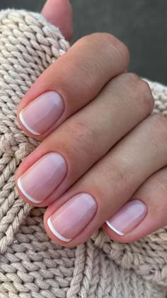 Unghie Sfumate, Nails Nude, Subtle Nails, Casual Nails, Neutral Nails, Chic Nails, Short Acrylic Nails