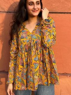 Half Kurtis For Women, Full Sleeves Short Kurti Designs, Long Kurti For Jeans, Full Sleeve Short Kurti, New Kurti Designs 2024 Latest Cotton, Kurti Ideas Style Patterns, Yellow Short Kurti, Kurti Designs Latest Cotton Printed, Holi Dress