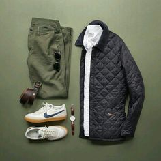 Manly Clothes, Barbour Quilted Jacket, Gray Trousers, Herren Style, Mens Fashion Edgy, Mens Clothes, Gentleman Style, 가을 패션