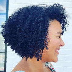 Short Deva Curl Haircut, Graduated Curly Bob, Deva Curl Haircut, Messy Lob, Extension Hairstyles, Graduated Haircut