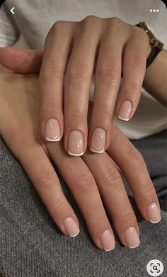 Shorter French Tip Nails, French Nails 2024, Natural Nails Manicure, Unghie Sfumate, Wow Nails, Simple Gel Nails, Minimal Nails, Basic Nails