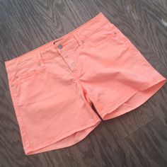 Classic Gap Styling And Cheery Orange Sherbet Color Combine For A Cool As A Popsicle Summer Look. Be On Trend With Shorts In The “Color Of The Year Coral” Family! Excellent Unworn Condition. See Photos For Waist And Inseam Approximate Measurements. Gap Pink Cotton Bottoms, Gap Casual Jean Shorts For Summer, Casual Summer Jean Shorts By Gap, Casual Gap Jean Shorts For Summer, Gap Spring Short Bottoms, Gap Spring Shorts, Gap Bottoms With Built-in Shorts For Summer, Gap Jean Shorts For Spring, Gap High Waist Shorts For Spring