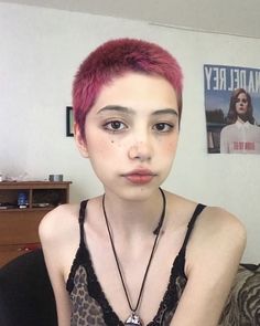 Buzzed Hair Women, Buzz Cut Women, Bold Women, Buzz Cuts, Colourful Hair