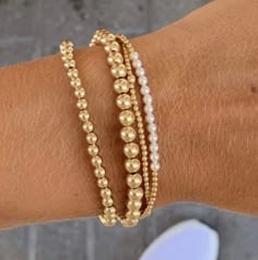 enewton Teacher Clothes, Preppy Jewelry, Jewelry Accessories Ideas, Gold Bead Bracelets, Stacked Jewelry, Jewelry Lookbook, Classic Gold, Bracelet Collection, Girly Jewelry