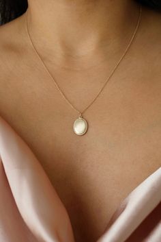 DSC01090.JPG Customizable Jewelry, New Bands, Fine Jewelry Collection, Elegant Accessories, Custom Jewelry Design, Oval Pendant, Simple Necklace, Dainty Jewelry, Ring Collections