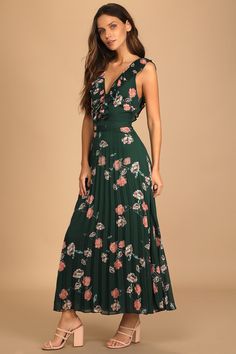 Lulus Exclusive! We'll never need another love! The Lulus Loved By You Dark Green Floral Print Pleated Chiffon Maxi Dress is a master in the art of romance thanks to its lovely woven chiffon construction, covered in an allover pink, white, and green floral print. Sleeveless bodice is accented with tailored darts, a trio of functional covered buttons, and a pleated flounce that dances across the V-neck and back. High, fitted waist, with a tying sash belt, tops off the pleated maxi skirt. Tying de Cocktail Party Attire, Green Floral Print Dress, Lulus Maxi Dress, Floral Chiffon Maxi Dress, Black Dress With Sleeves, Pleated Chiffon, Pleated Maxi Skirt, Green Floral Print, Sash Belt