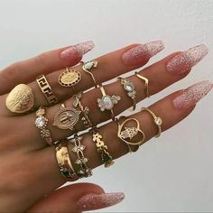 15 Pcs Woman's Retro Portrait Diamond Ring Set, European Gold Coins And Cross Design In Zinc Alloy Metal New With Tag Same Day Shipping Fashionova Outfit, Baroque Ring, Fashion Ring Set, Gold Coin Ring, Midi Ring Set, Ring Sets Boho, Wedding Bride Jewelry, Boho Crystal, Knuckle Ring