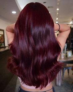 Dark Red Hair With Dark Roots, Cherry Wine Red Hair Color, Cherry Hair Pale Skin, Violet Auburn Hair, Cherry Burgundy Hair, Deep Crimson Hair, Wine Red Balayage, Violet Cherry Hair, Red Purple Brown Hair