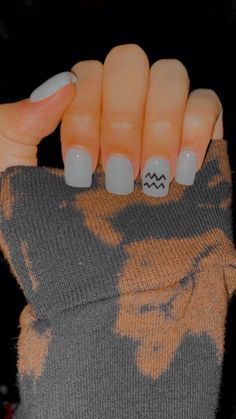 Short Aquarius Nails, Birthday Nails Winter, Aquarius Nails Acrylic, Aquarius Nail Art, Aquarius Nail Designs, Aquarius Nails Designs