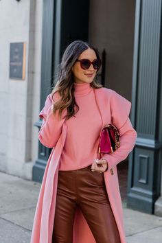 Pink Turtleneck Outfit, Turtleneck Outfit, Brown Outfit, Pink Coat, Brown Pants, Pink Outfits, Clothes Horse, Cashmere Coat, Look Chic