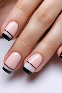 Revamp Your Style with Nailkicks' French Tip Nails Collection Trendy French Tip Nails, Minimal Nail, Mail Inspo, Nails Collection, Manicure Nail Designs, October Nails, Edgy Nails, Cute Gel Nails, Tip Nails